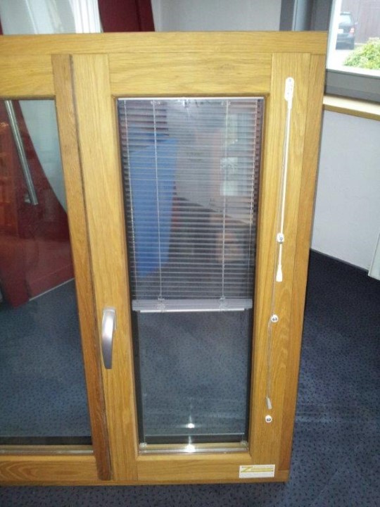 ../fotos/Fensterbau-Holz-Alu/holz-alu-fensterbau-technik-06.jpg