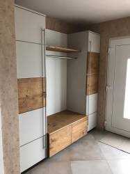 9980-garderobenschrank-weiss-mit-eiche.jpg